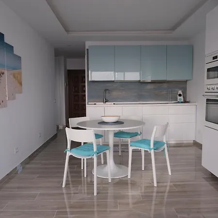 Montesol 1 Ocean View Apartment